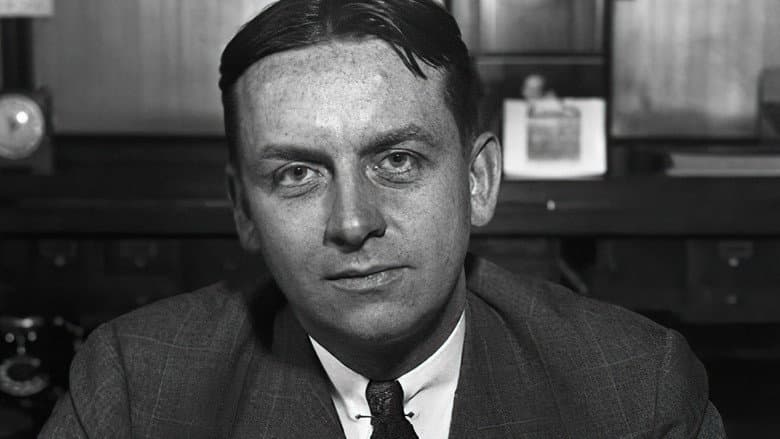 Eliot Ness vs. Al Capone still