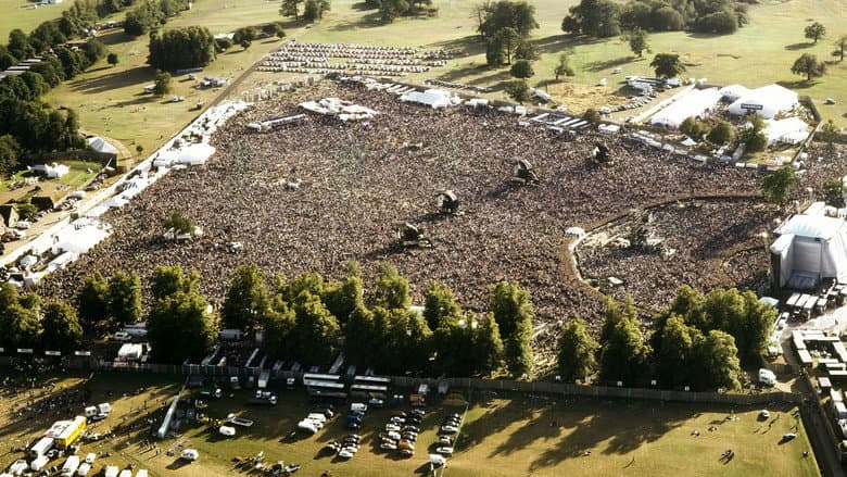Oasis: Knebworth 1996 still