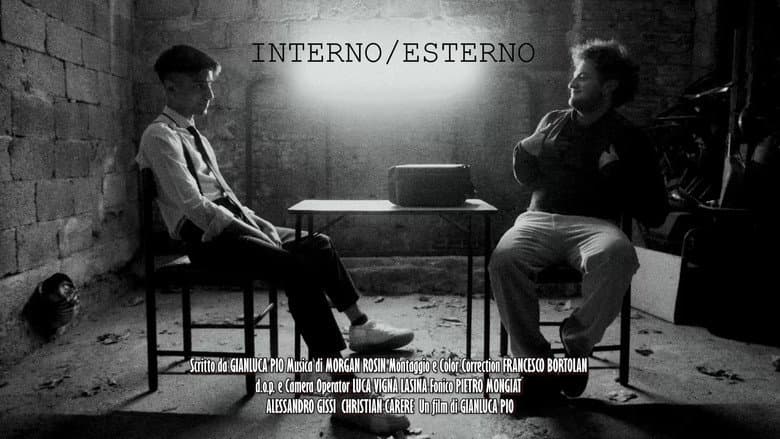 Interno/Esterno still