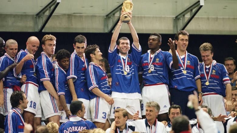 Les yeux dans les Bleus still