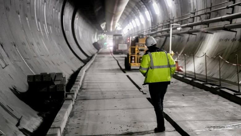 Lyon-Turin : Le Dernier Tunnel XXL still