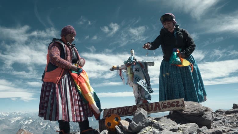 Cholitas still