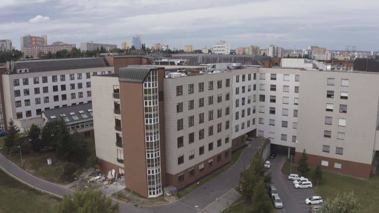 IKEM: Jak se zachraňují životy, které ještě nemusí skončit still