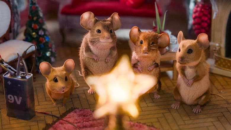 A Mouse Hunt for Christmas still