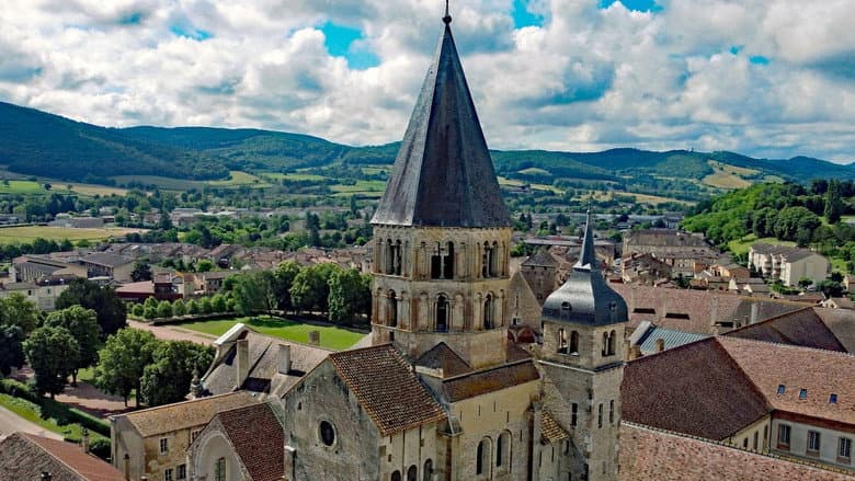 Macht und Armut: Die Mönche von Cluny still