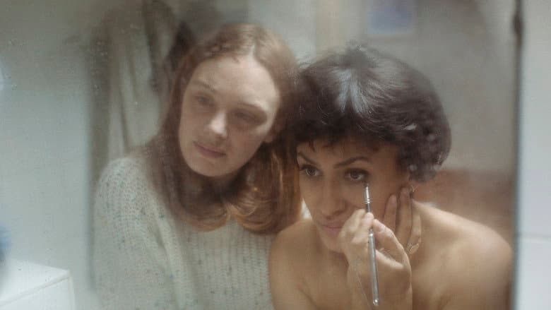 Jeune Femme still