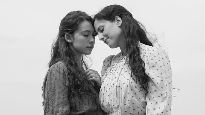 Elisa & Marcela still