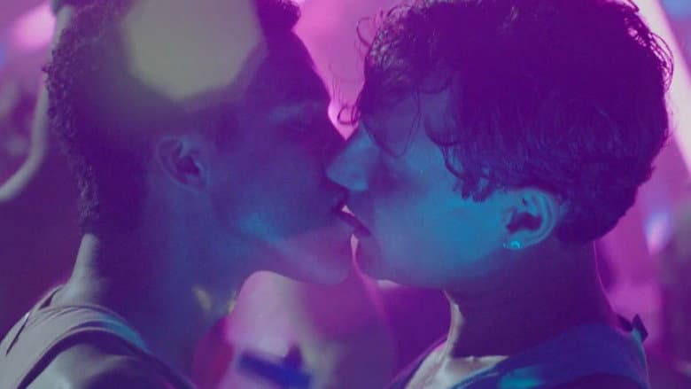 Midnight Kiss still