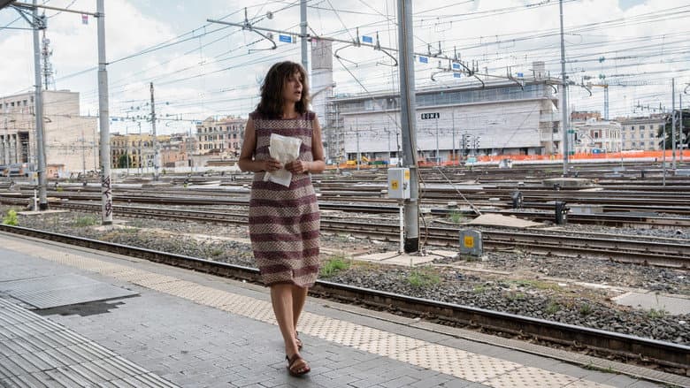 Fuori still