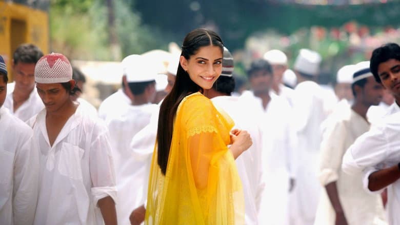 Raanjhanaa still