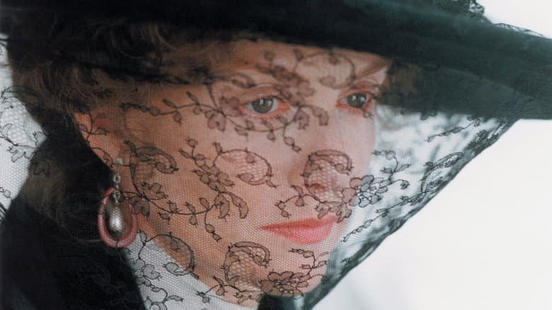 Gabrielle still