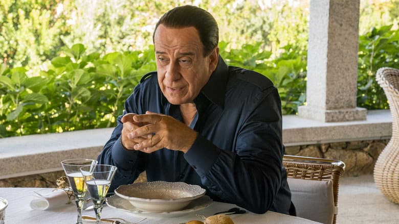 Loro 2 still