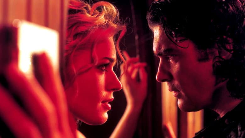 Femme Fatale still