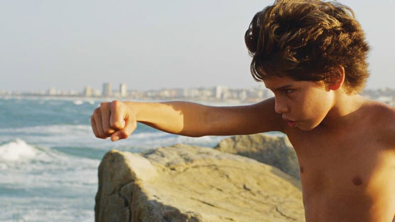 Futuro Beach still