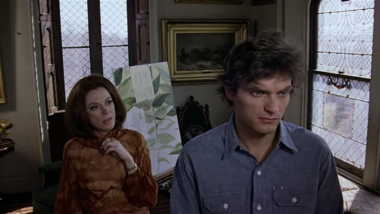 Night of Dark Shadows still