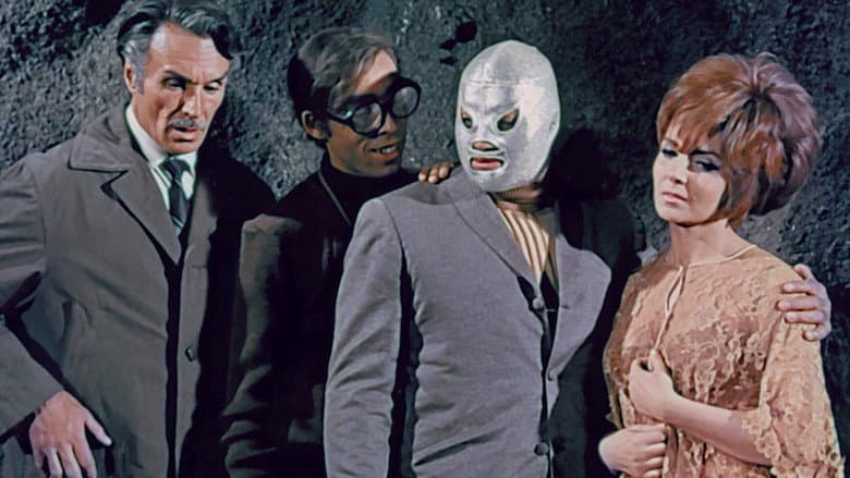 Santo in the Treasure of Dracula still