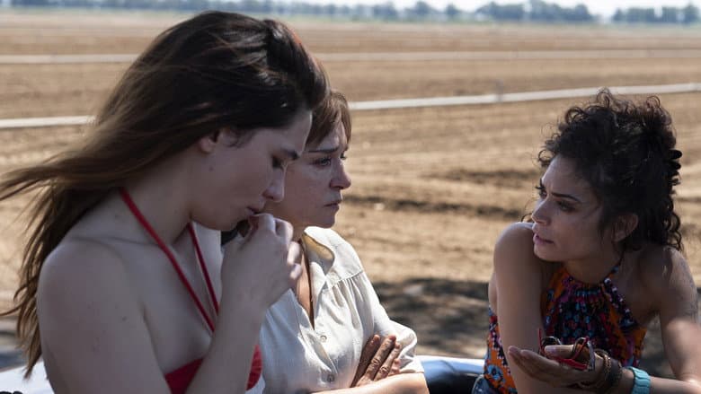 Fuori still