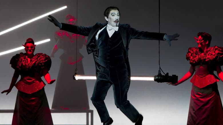 Verdi: La Traviata still